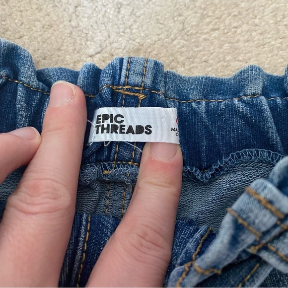 3 for$19 or 4 for $25 Girl's Paper Bag Waist Mom Jeans Acid Wash Size 6 EUD - Picture 8 of 10